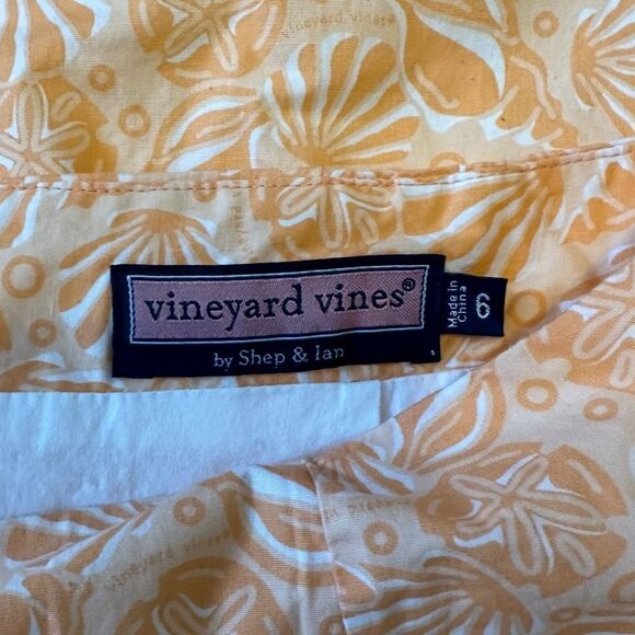 Vineyard Vines Seashell Pattern Skirt in Peach & White Size 6 - Picture 9 of 10